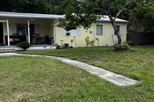 1054 Trinidad Ave, Fort Pierce, FL 34982 - Photo 4