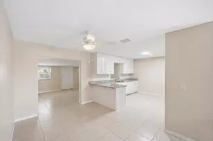 667 SE Faith Terrace, Port Saint Lucie, FL 34983 - Photo 4