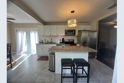 733 Green Street, West Palm Beach, FL 33405 - Photo 2