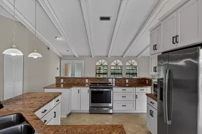 6266 NW 54th Drive, Coral Springs, FL 33067 - Photo 8