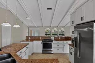 6266 NW 54th Dr, Coral Springs, FL 33067 - Photo 8