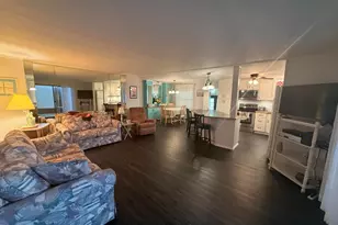 8044 SE Patriot Ave, Hobe Sound, FL 33455 - Photo 4