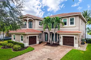 556 Cresta Cir, West Palm Beach, FL 33413 - Photo 2