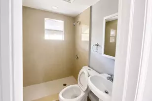345 NE 168th St, North Miami Beach, FL 33162 - Photo 8