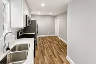 345 NE 168th St, North Miami Beach, FL 33162 - Photo 4