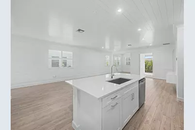 9866 SW Veronese Drive, Port Saint Lucie, FL 34987 - Photo 10
