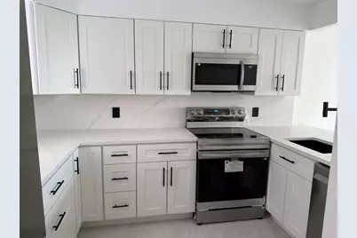 112 Royal Park Drive #4b, Oakland Park, FL 33309 - Photo 1