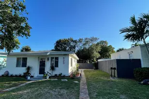 820 SE 14th St, Fort Lauderdale, FL 33316 - Photo 1