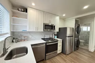 820 SE 14th St, Fort Lauderdale, FL 33316 - Photo 8