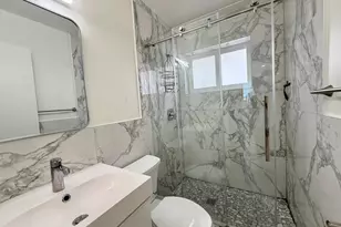 820 SE 14th St, Fort Lauderdale, FL 33316 - Photo 4