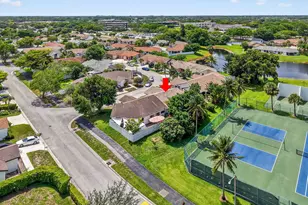 9667 Sunny Isle Cir, Boca Raton, FL 33428 - Photo 36