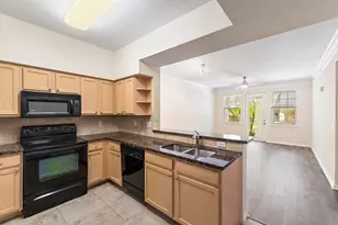 275 Murcia Dr, Jupiter, FL 33458 - Photo 4