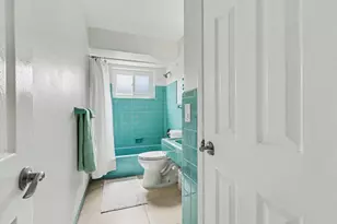 2770 NE 53rd St, Lighthouse Point, FL 33064 - Photo 18