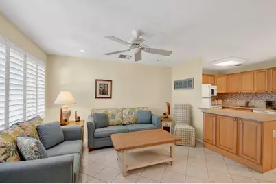 600 Horizon W #207, Boynton Beach, FL 33435 - Photo 4
