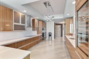 2711 S Ocean Dr, Hollywood, FL 33019 - Photo 20