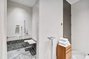2711 S Ocean Dr, Hollywood, FL 33019 - Photo 94