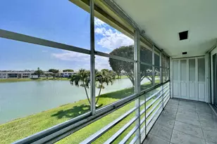 136 Somerset G, West Palm Beach, FL 33417 - Photo 14