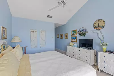 210 N Camelia Court, Vero Beach, FL 32963 - Photo 24