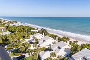 210 N Camelia Ct, Vero Beach, FL 32963 - Photo 2
