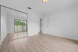 3386 Lucerne Park Dr, Greenacres, FL 33467 - Photo 12