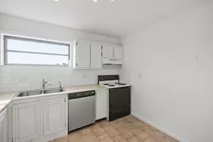 4800 Bayview Dr, Fort Lauderdale, FL 33308 - Photo 6