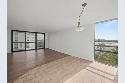 4800 Bayview Drive #606, Fort Lauderdale, FL 33308 - Photo 2