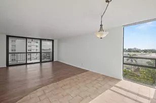 4800 Bayview Dr, Fort Lauderdale, FL 33308 - Photo 2
