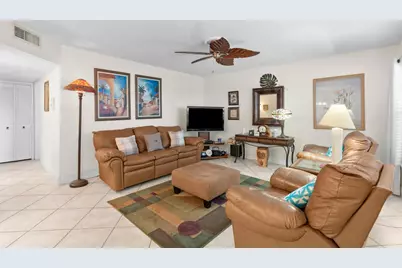 100 SE 6th Avenue #304, Pompano Beach, FL 33060 - Photo 2