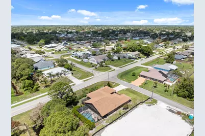 472 SE Majestic Terrace, Port Saint Lucie, FL 34983 - Photo 38
