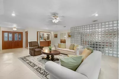 472 SE Majestic Terrace, Port Saint Lucie, FL 34983 - Photo 8