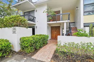 6760 Willow Wood Dr, Boca Raton, FL 33434 - Photo 2