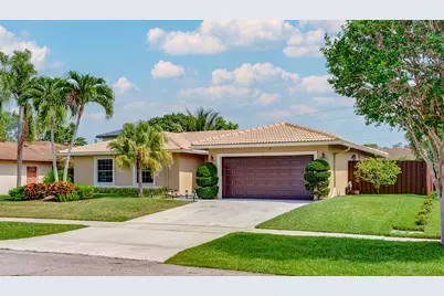 4886 Acorn Drive, Boca Raton, FL 33487 - Photo 2