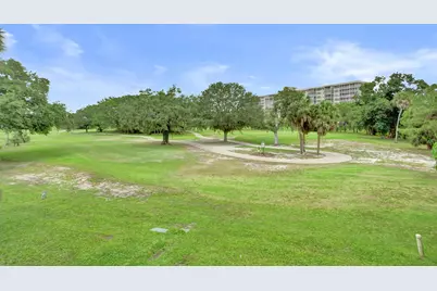 545 Oaks Lane #204, Pompano Beach, FL 33069 - Photo 58