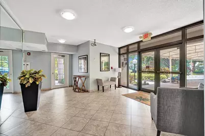 545 Oaks Lane #204, Pompano Beach, FL 33069 - Photo 18
