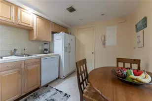 3700 Oaks Clubhouse Dr, Pompano Beach, FL 33069 - Photo 66