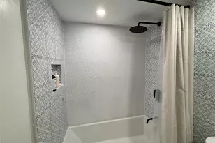 3700 Oaks Clubhouse Dr, Pompano Beach, FL 33069 - Photo 40