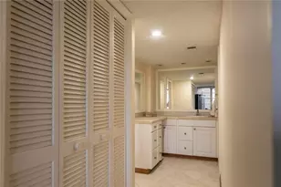 3700 Oaks Clubhouse Dr, Pompano Beach, FL 33069 - Photo 62