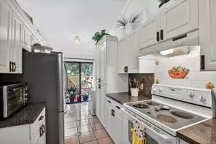 3723 Collinwood Ln, West Palm Beach, FL 33406 - Photo 8