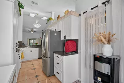 3723 Collinwood Lane, West Palm Beach, FL 33406 - Photo 12