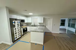1707 N Dovetail Dr, Fort Pierce, FL 34982 - Photo 1