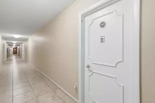 1401 S Ocean Dr, Hollywood, FL 33019 - Photo 1