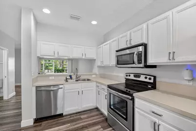 4980 Palmbrooke Circle, West Palm Beach, FL 33417 - Photo 8