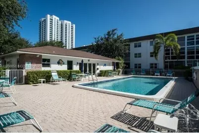 1501 S Ocean Boulevard #225, Lauderdale by the Sea, FL 33062 - Photo 10