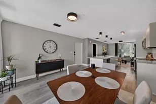 2535 NE 193rd St, Miami, FL 33180 - Photo 14