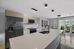 2535 NE 193rd St, Miami, FL 33180 - Photo 8