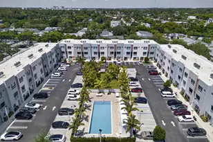 2535 NE 193rd St, Miami, FL 33180 - Photo 48