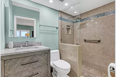 921 Spanish Circle #435, Delray Beach, FL 33483 - Photo 12