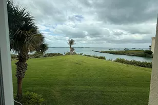 4 Harbour Isle Dr E, Fort Pierce, FL 34949 - Photo 16