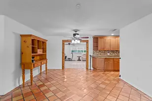 6537 Monmouth Rd, West Palm Beach, FL 33413 - Photo 6