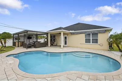 275 SW Tulip Boulevard, Port Saint Lucie, FL 34953 - Photo 24